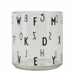 Design letters Kindertrinkglas aus Tritan transparent Buchstaben