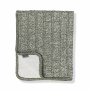 VINTER&BLOOM Kuscheldecke Cuddly Green Melange